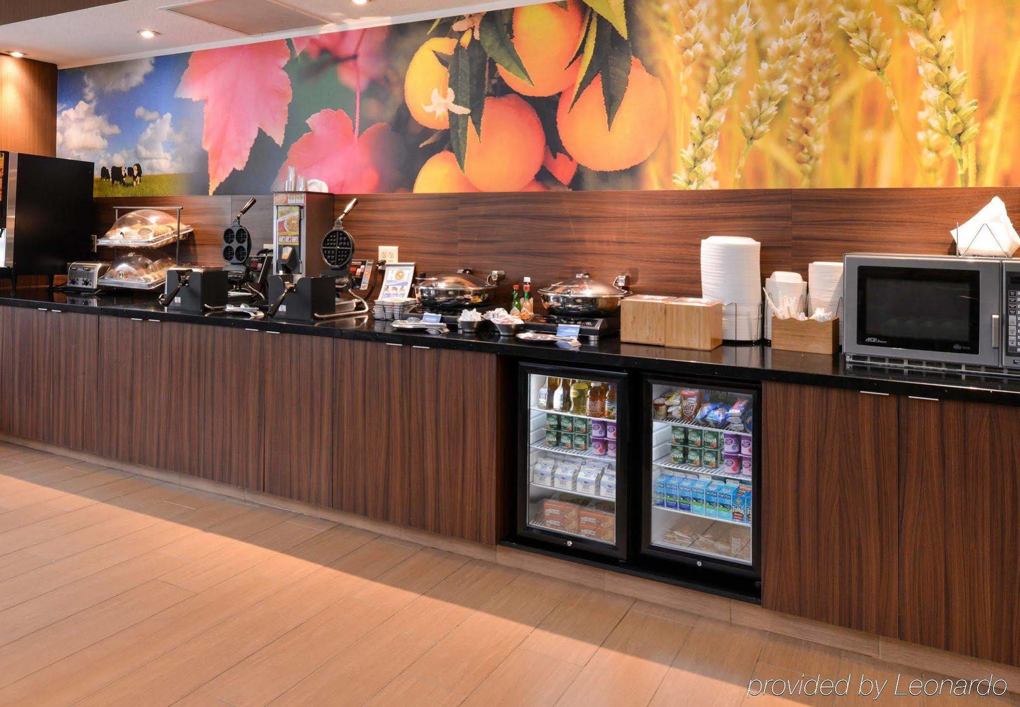 Fairfield Inn Orlando Airport Exteriör bild